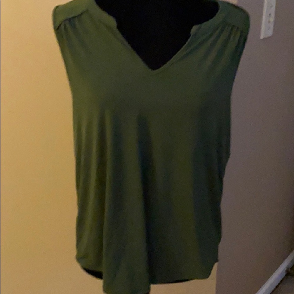 Sleeveless Blouse